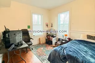 18 Lawn St, Boston, MA 02120 - Photo 5