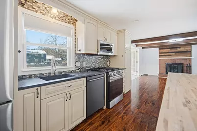 16 Deerfoot Dr, East Longmeadow, MA 01028 - Photo 11