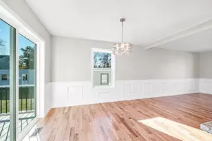 39 Wallace St, Springfield, MA 01119 - Photo 15