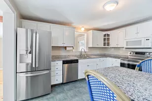 9 Pearl St, Walpole, MA 02081 - Photo 3