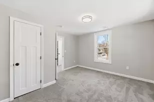 27 Massachusetts Ave, Longmeadow, MA 01106 - Photo 23