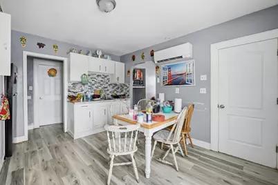 211-213 Chapin Terrace, Springfield, MA 01104 - Photo 11