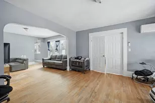 211-213 Chapin Terrace, Springfield, MA 01104 - Photo 5
