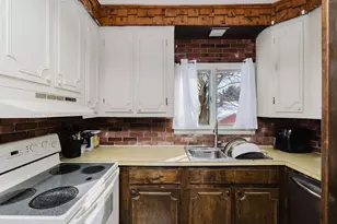 250 Nelson St, Fall River, MA 02721 - Photo 19