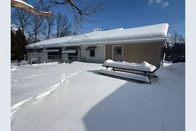 461 Sheridan St, Chicopee, MA 01020 - Photo 3