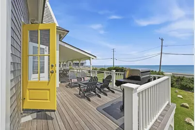 4 Canonicus Ave, Oak Bluffs, MA 02557 - Photo 13