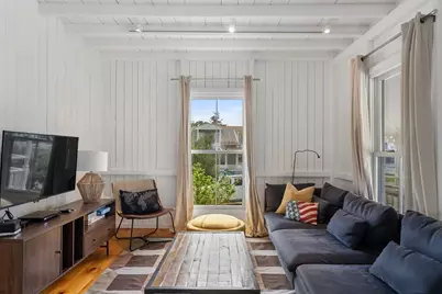 4 Canonicus Ave, Oak Bluffs, MA 02557 - Photo 9