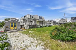 4 Canonicus Ave, Oak Bluffs, MA 02557 - Photo 37