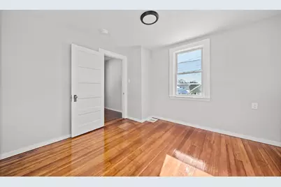 106 Darrow St, Quincy, MA 02169 - Photo 17