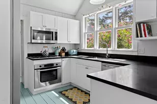 6 Brewster Ave, Oak Bluffs, MA 02557 - Photo 13