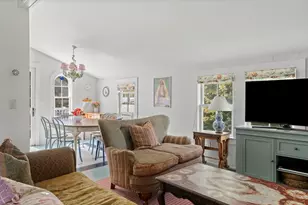 6 Brewster Ave, Oak Bluffs, MA 02557 - Photo 9