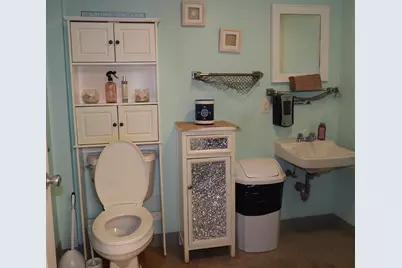 539 Berkley, Berkley, MA 02779 - Photo 13