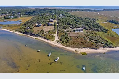 76 Washque Ave, Edgartown, MA 02539 - Photo 39