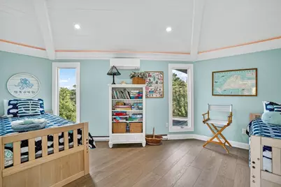 76 Washque Ave, Edgartown, MA 02539 - Photo 23