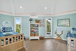 76 Washque Ave, Edgartown, MA 02539 - Photo 23