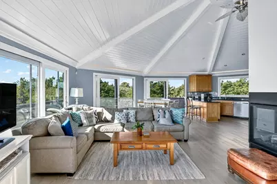 76 Washque Ave, Edgartown, MA 02539 - Photo 15