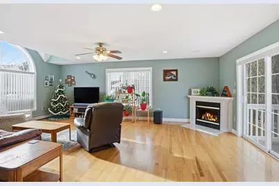 56 Bilotta Way, Fitchburg, MA 01420 - Photo 9