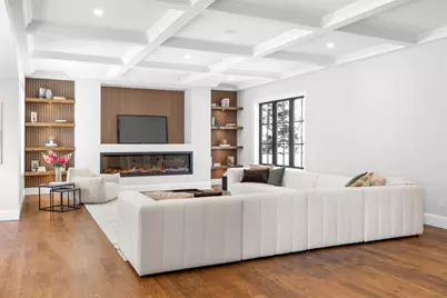 42 Bow Rd, Newton, MA 02459 - Photo 9