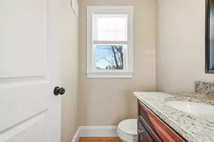 597 Sea St, Quincy, MA 02169 - Photo 37