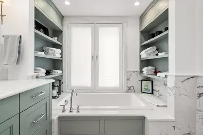 20 Rowes Wharf #701, Boston, MA 02110 - Photo 25