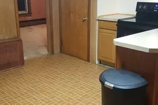 296 Pelham St, Methuen, MA 01844 - Photo 23