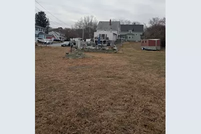 296 Pelham St, Methuen, MA 01844 - Photo 5