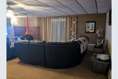 296 Pelham St, Methuen, MA 01844 - Photo 7