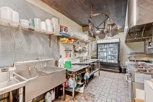 777 Confidential, Methuen, MA 01844 - Photo 25