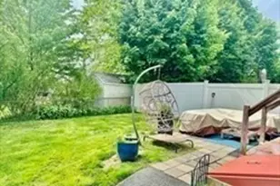 26 Bacon St, Watertown, MA 02472 - Photo 9