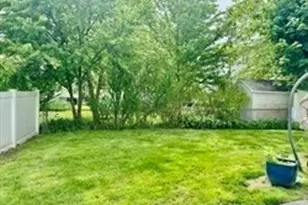 26 Bacon St, Watertown, MA 02472 - Photo 1