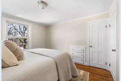 33 Harvard St, Arlington, MA 02476 - Photo 17