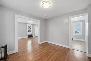 87 Fenwick St, Springfield, MA 01109 - Photo 9