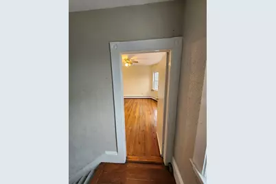 72 Derby St #3, Salem, MA 01970 - Photo 5