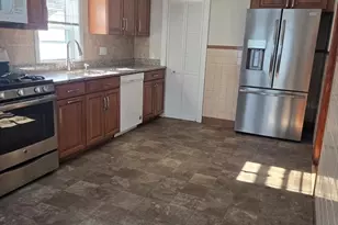 292 W Wyoming Ave, Melrose, MA 02176 - Photo 9