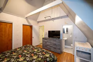 10 Bray Ct, Pelham, MA 01002 - Photo 17