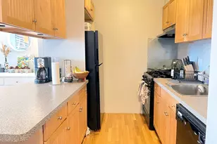 828 Huntington Ave, Boston, MA 02115 - Photo 3