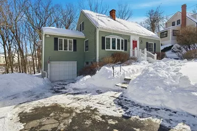 19 Indian Hill Rd, Woburn, MA 01801 - Photo 3