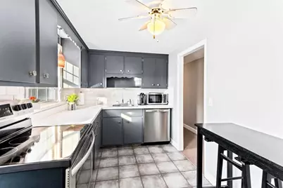 990 Pleasant St, Brockton, MA 02301 - Photo 25