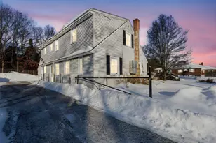 990 Pleasant St, Brockton, MA 02301 - Photo 9