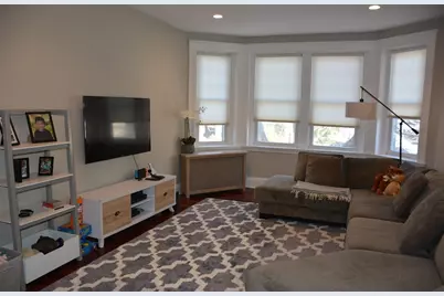 54 Dwight St #3, Brookline, MA 02446 - Photo 3