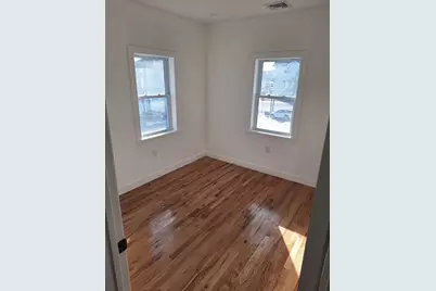 21 Boyden St, Fall River, MA 02721 - Photo 11