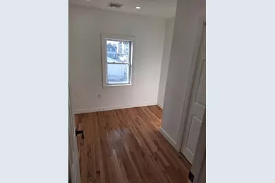 21 Boyden St, Fall River, MA 02721 - Photo 5