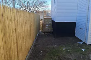 21 Boyden St, Fall River, MA 02721 - Photo 3