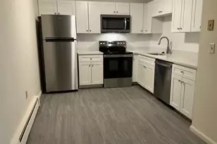 121 North St, Medfield, MA 02052 - Photo 1