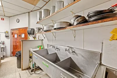 1613-1621 Acushnet Ave, New Bedford, MA 02746 - Photo 17