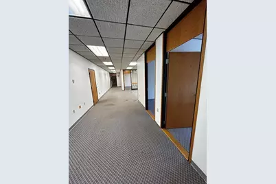 231 Sutton St #2C, North Andover, MA 01845 - Photo 5