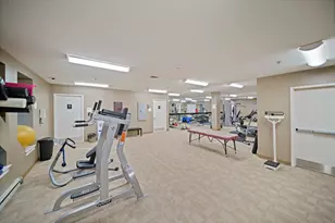 2420 Beacon St, Boston, MA 02467 - Photo 23