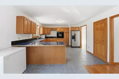 257 Boston Rd, Palmer, MA 01069 - Photo 9