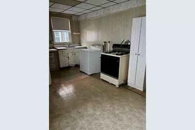 3 Chase St, Salem, MA 01970 - Photo 5