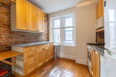 31 Irving #9, Boston, MA 02114 - Photo 3